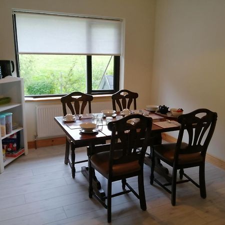 Bed and Breakfast Great Lawn Kinisi 16K From The Town Centre V93 Hv56 Laune Bridge Екстер'єр фото